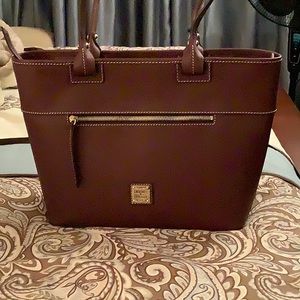 Dooney & Bourke